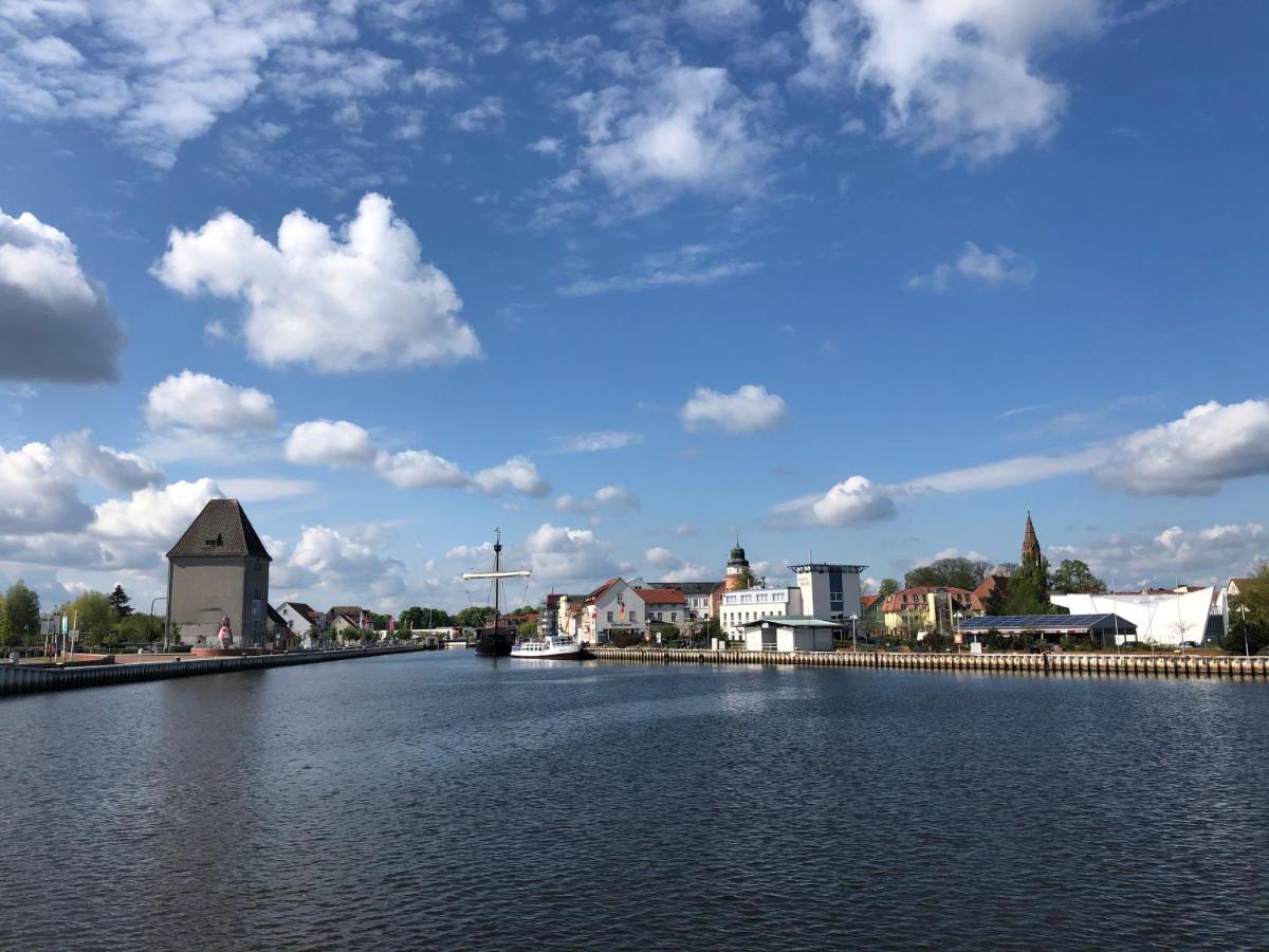Ferienwohnung Bress Eg Ueckermünde Esterno foto